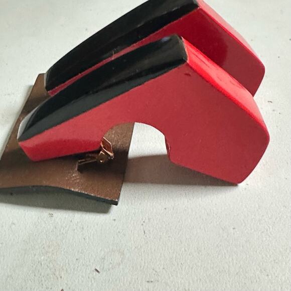 Marni Resin Geometric Earrings in Red and Black - Picture 2 of 10